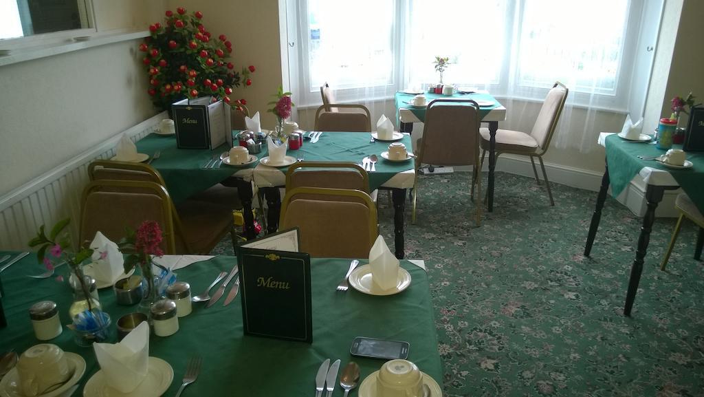 برايتون Alston House Hotel الغرفة الصورة
